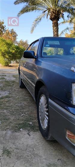 تۆیۆتا کراون